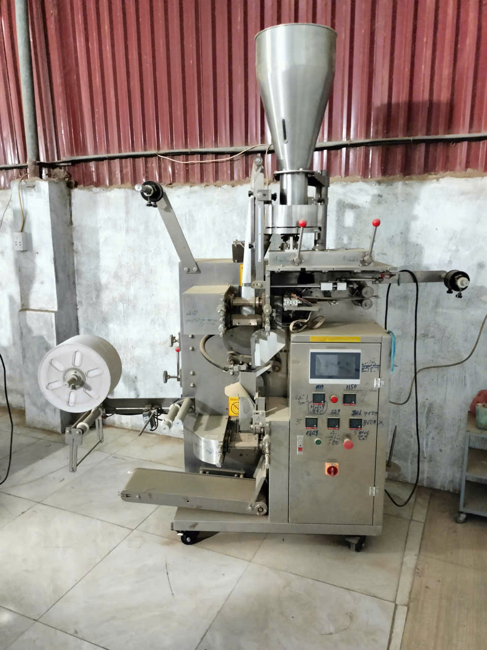 Máy đóng trà túi lọc 2 lớp 5 trong 1 có màng bao ngoài